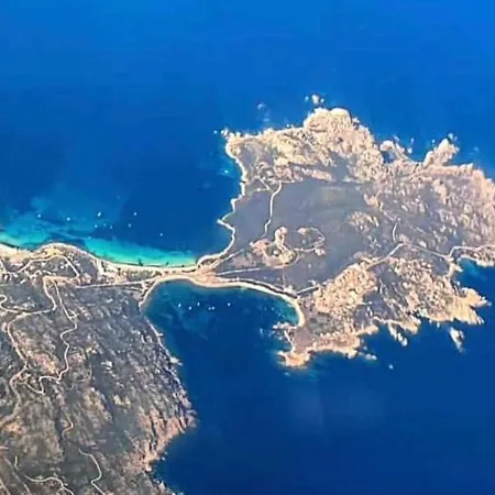 Monolocale Teodora * سانتا تيريزا غالّورا